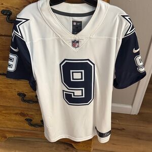 Men’s Nike Dallas Cowboys Color Rush Jersey. Tony Romo size M
